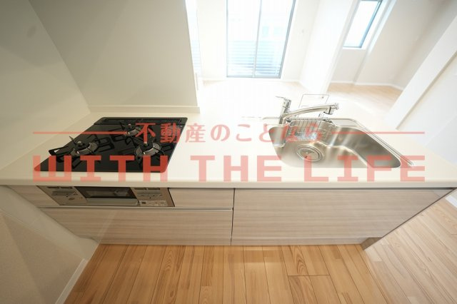 シャーメゾンレジデンス夜明【キャッシュバック対象物件】のキッチン|キッチンです