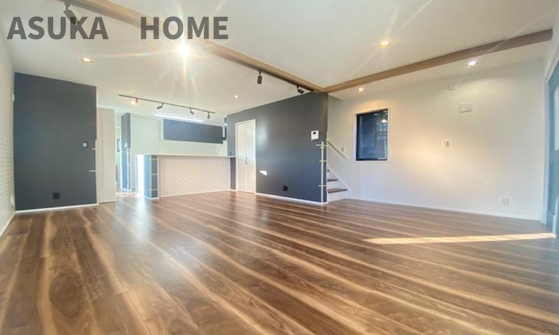 栄区元大橋１丁目 戸建ての外観|爽やかな青空の下に贅沢なほどに降り注ぐ陽光、豊かな居住性と、クオリティが見事に調和した住空間は、喜びを感じさせてくれます♪