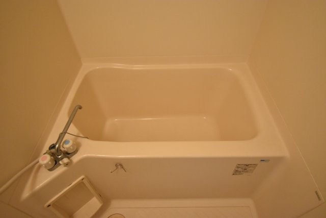 双輪建物第八コーポの浴室