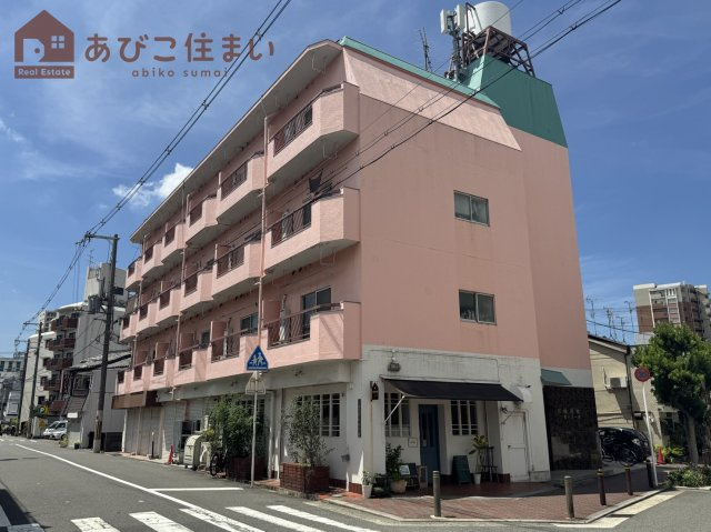 双輪建物第八コーポの外観