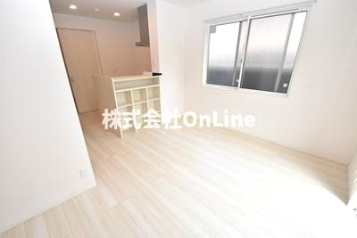 【居間・リビング】 | La Pause East Avenue