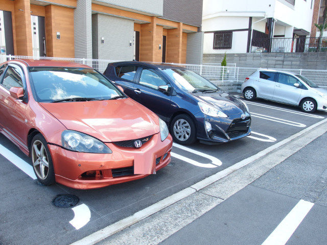 ヴィラ柏の駐車場