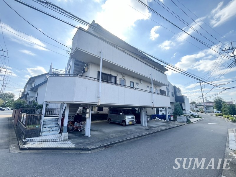 ハイツリバーサイド