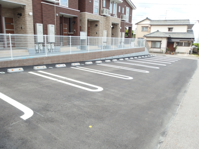 フラン　Aの駐車場