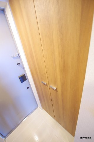 コンフォリア北浜の玄関