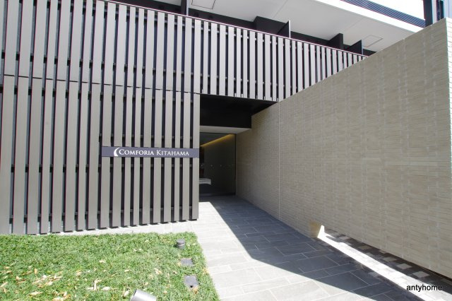 コンフォリア北浜のエントランス