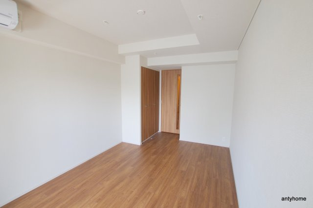 コンフォリア北浜の居間・リビング