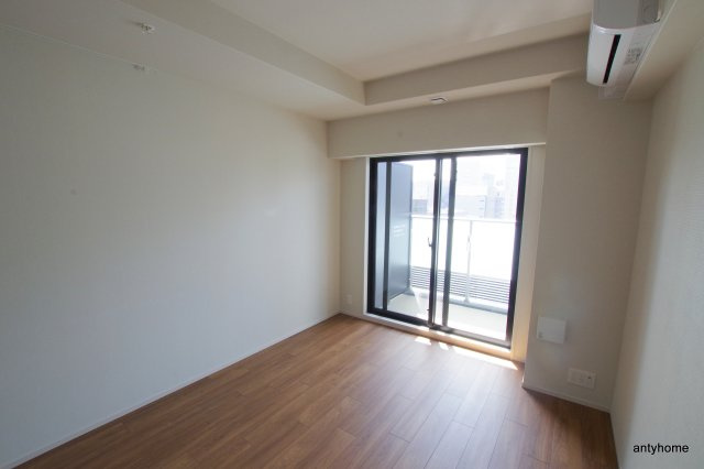 コンフォリア北浜の寝室