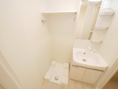 【設備】 | セオリー大阪パーチェ | 洗濯機置き場です