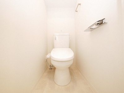 【トイレ】 | セオリー大阪パーチェ | 落ち着いたトイレです