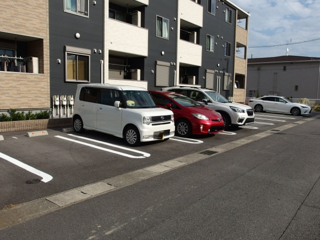 ティックリジェ翔Ⅰの駐車場