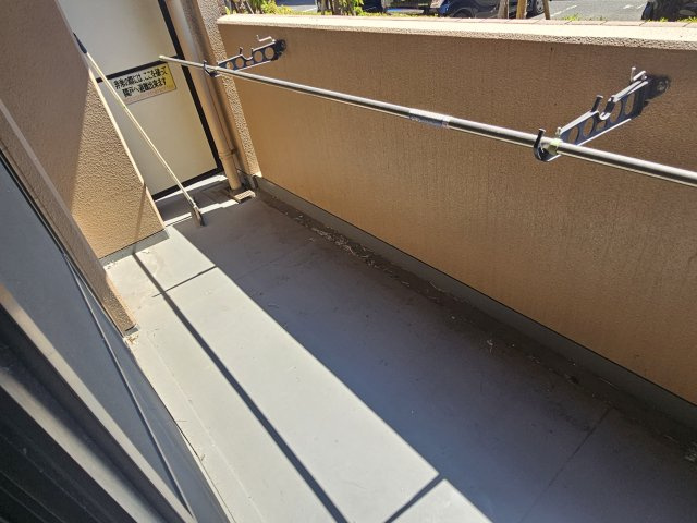 プラザハイツ二ツ屋D棟のバルコニー