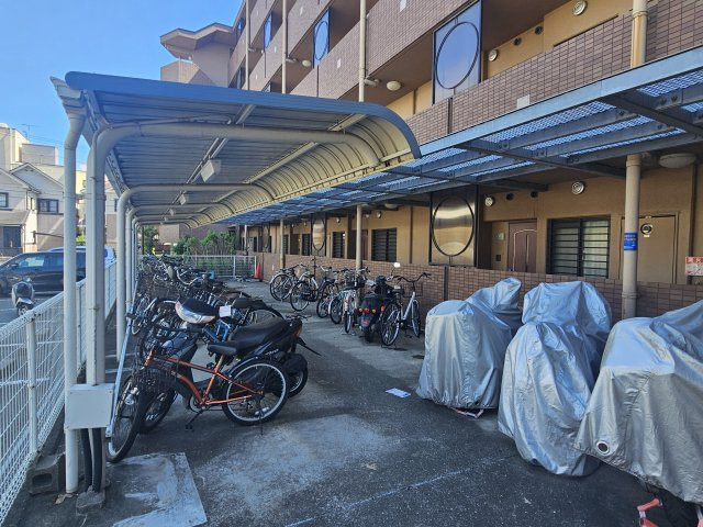 プラザハイツ二ツ屋D棟のその他共用部分