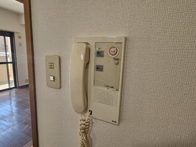 プラザハイツ二ツ屋D棟のセキュリティ