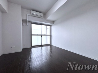 【居間・リビング】 | ロイヤルピジョンライズ | おしゃれな居間です