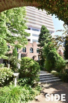 【エントランス】 | リバーカントリーガーデン京橋