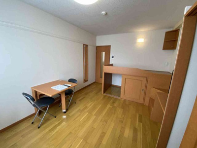 【居間・リビング】 | レオパレスＥＭＩⅡ | 設備・仕様は号室により異なる為、現況を優先致します。