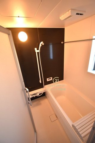 Cradlegarden　 水戸市河和田町　第3　7の浴室|ゆったりした1坪タイプシステムバスです。追い焚き機能付きで生活時間の違うご家族にもとても便利です！