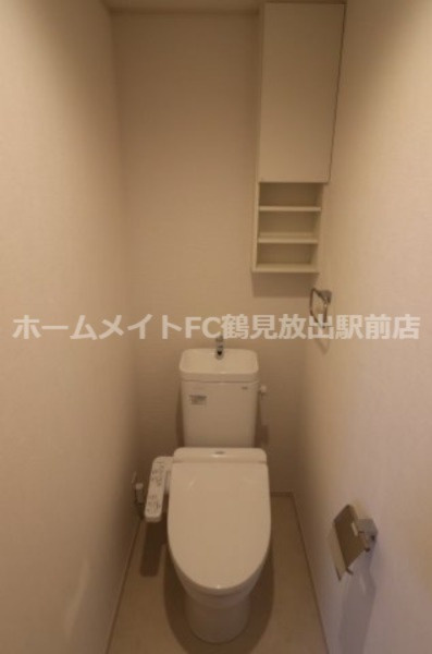 東大阪市稲田本町１丁目のアパートのトイレ