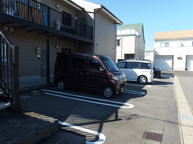 サニーヴィラの駐車場