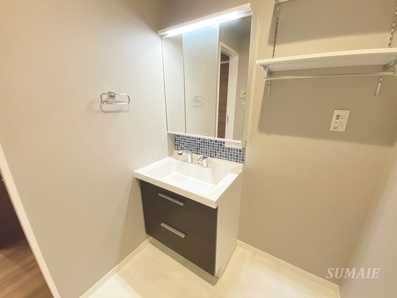 ラ・メゾン・カノン桜木町 の独立洗面台|独立洗面台です☆