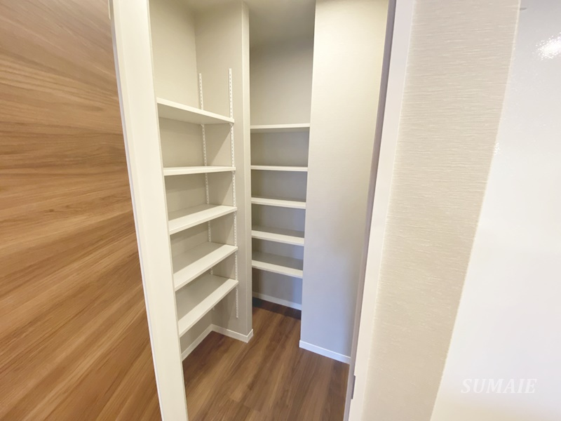 ラ・メゾン・カノン桜木町 の収納|パントリー☆