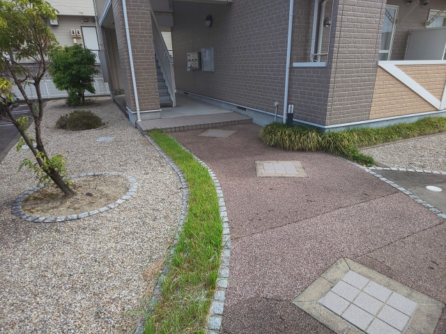 ウィステリアiのエントランス