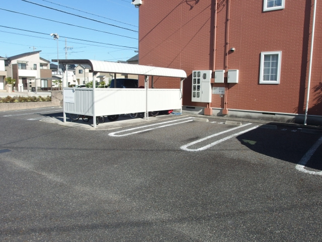エクセレンテレイナⅠの駐車場