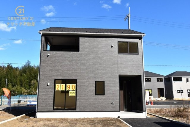 Cradlegarden　 水戸市河和田町　第3　12の外観|赤塚駅車10分。河和田小徒歩22分、赤塚中徒歩34分。 
幹線道路に近く、通勤、お買い物なども便利！
ゆったりとした敷地、３台並列駐車可能です。