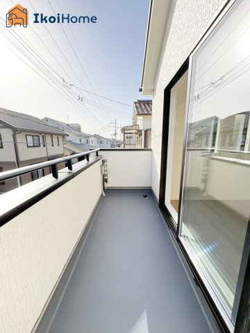 明石市藤が丘2丁目　新築戸建のバルコニー|【ホームページに現地動画掲載中】●年中無休：当日予約可●陽当り良好南向バルコニー！屋根は８万円～設置