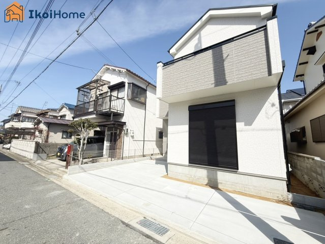 明石市藤が丘2丁目　新築戸建のエントランス|●資料・カタログのご請求無料●　藤江小学校までは徒歩13分、望海中学校までは徒歩20分。