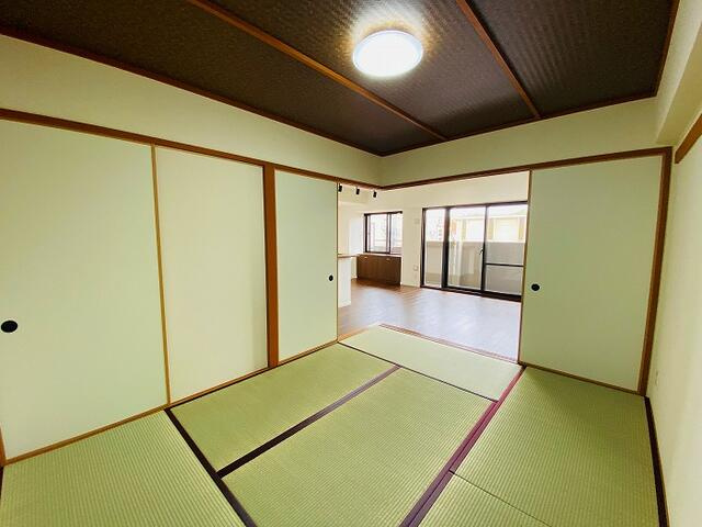 ライオンズマンション平安通の和室