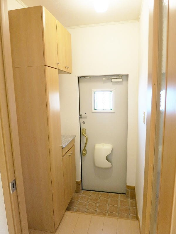 ガーデンハウス緑丘Ｄの玄関