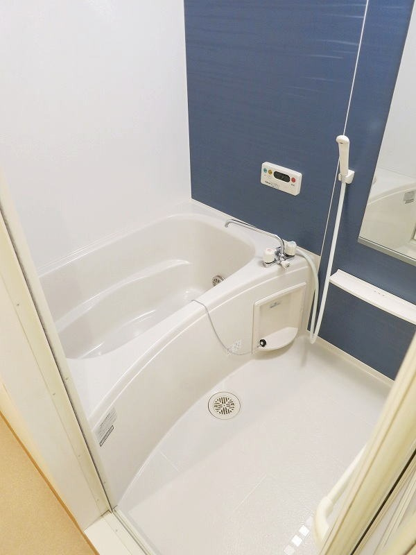 ガーデンハウス緑丘Ｄの浴室