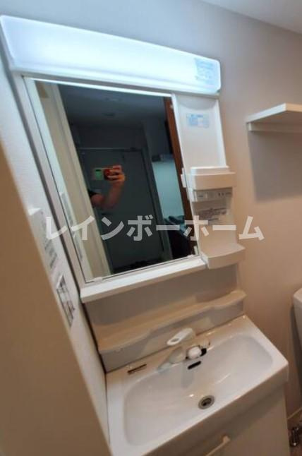 フォレストレジデンス青砥の独立洗面台