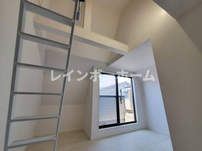 フォレストレジデンス青砥の居間・リビング