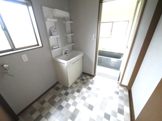 【独立洗面台】 | 東金市下武射田　平家中古戸建 | 内外装リフォーム済み令和7年8月 3DK平家 車6台可 敷地約62坪  閑静な分譲地内