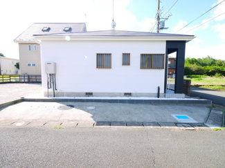 【外観】 | 東金市下武射田　平家中古戸建 | 内外装リフォーム済み令和7年8月 3DK平家 車6台可 敷地約62坪  閑静な分譲地内