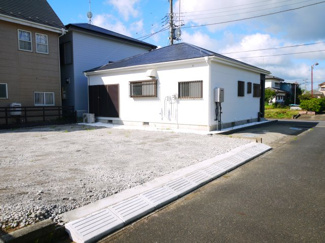 【外観】 | 東金市下武射田　平家中古戸建 | 内外装リフォーム済み令和7年8月 3DK平家 車6台可 敷地約62坪  閑静な分譲地内