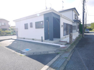 【外観】 | 東金市下武射田　平家中古戸建 | 内外装リフォーム済み令和7年8月 3DK平家 車6台可 敷地約62坪  閑静な分譲地内