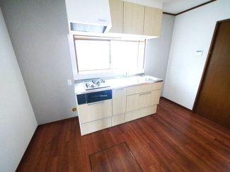 【キッチン】 | 東金市下武射田　平家中古戸建 | 内外装リフォーム済み令和7年8月 3DK平家 車6台可 敷地約62坪  閑静な分譲地内