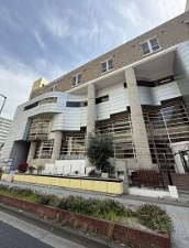 大阪市教育会館東館