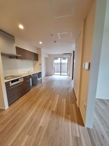 （シニア限定）グランビレッジ橋本の居間・リビング|１４帖のリビング