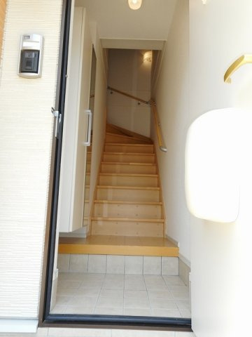 エスペランサの玄関|落ち着いた玄関です