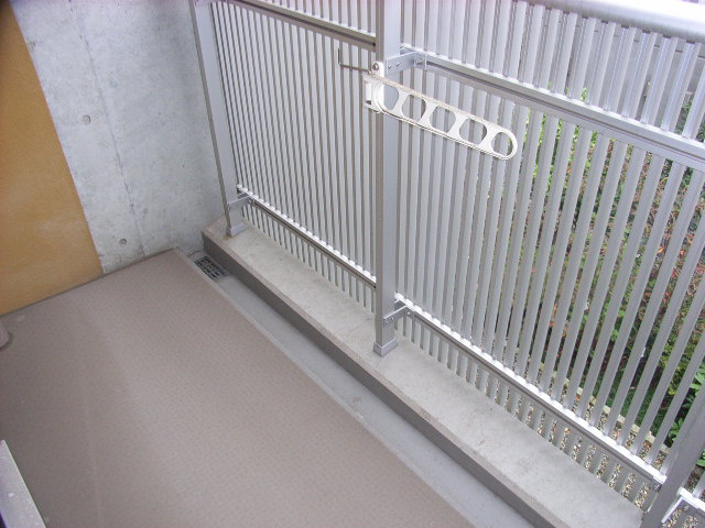 ヴェローナ亀戸LLHのバルコニー