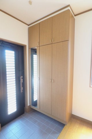 横手住宅のエントランス