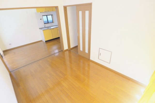 横手住宅の居間・リビング