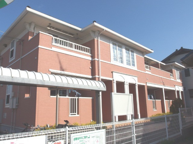 フォーシーズンズの外観