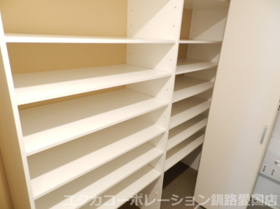 【収納】 | くしろ南大通マンション | お履物がたくさん置けそうですね◎