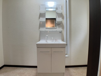 【独立洗面台】 | 興津2丁目95-115，164売家